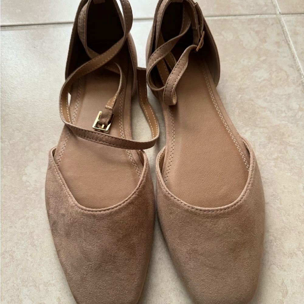 ASOS Tan Women's Flats with Ankle Strap size 9. UK size 7